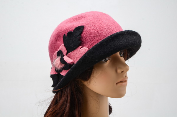 Beautiful Ladies Wollen Warm Winter Flower Caps 011