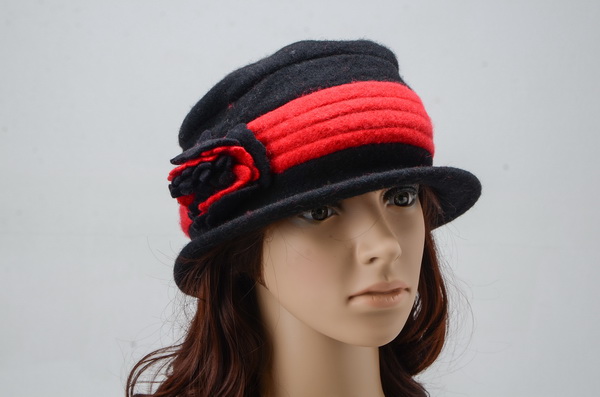 Beautiful Ladies Wollen Warm Winter Flower Caps 016