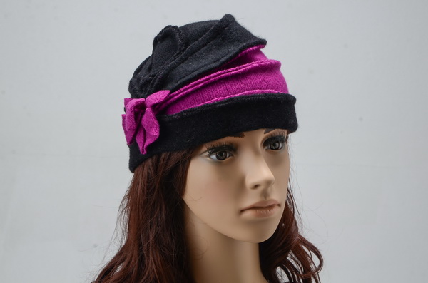 Beautiful Ladies Wollen Warm Winter Flower Caps 030