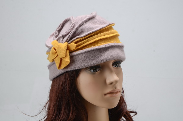 Beautiful Ladies Wollen Warm Winter Flower Caps 049